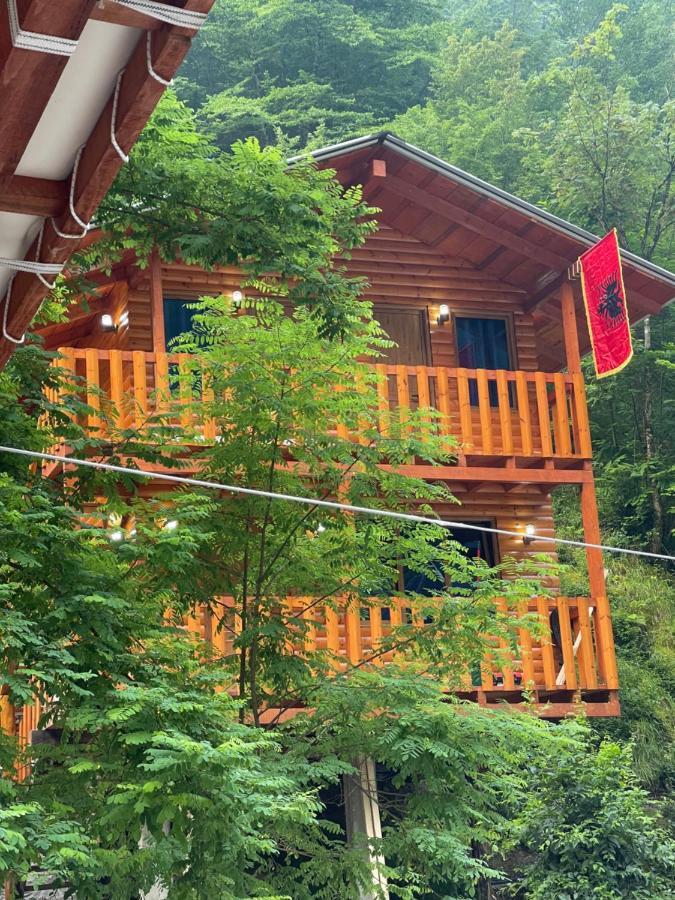 Guri I Lekes Guesthouse Moll' e Shoshit Exterior photo
